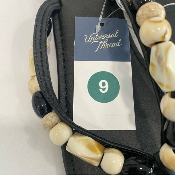 Woman's Cindy Beaded Flip Flop Sandals - Universal Thread Black Size 9 - Picture 6 of 6